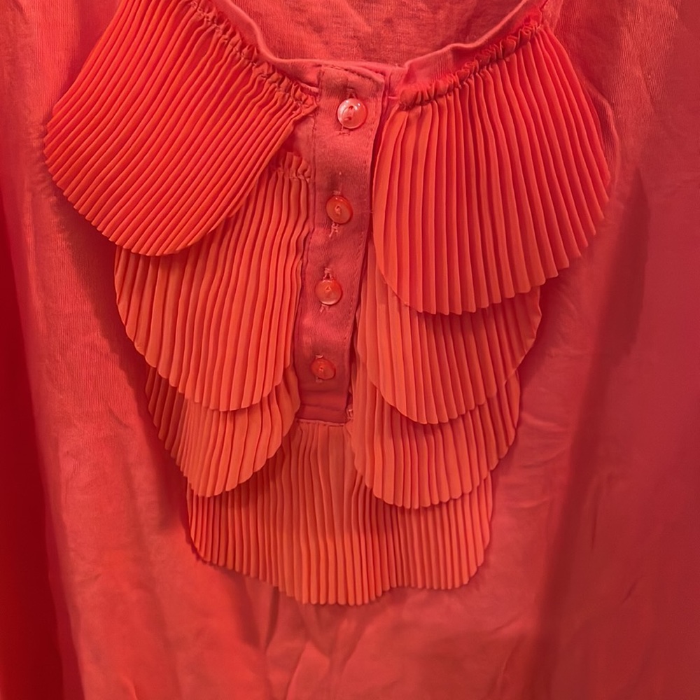 Old Navy Ruffled Tank - Picture 3 of 5